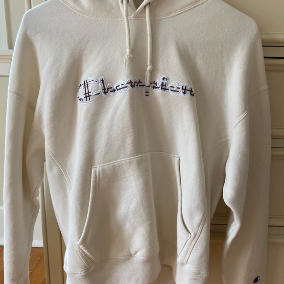 (ON SALE) Urban Outfitters Burberry Embroidered Champion logo hoodie (2019)🫶🏻 - Picture 1 of 4